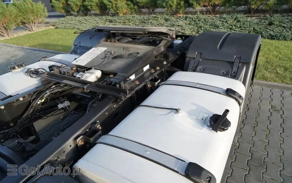 MAN TGX 18.470 / LOW DECK / MEGA / REGULOWANE SIODŁO / 2020 ROK / NAVI 