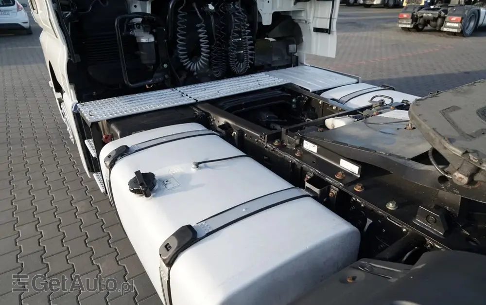 MAN TGX 18.470 / LOW DECK / MEGA / REGULOWANE SIODŁO / 2020 ROK / NAVI 