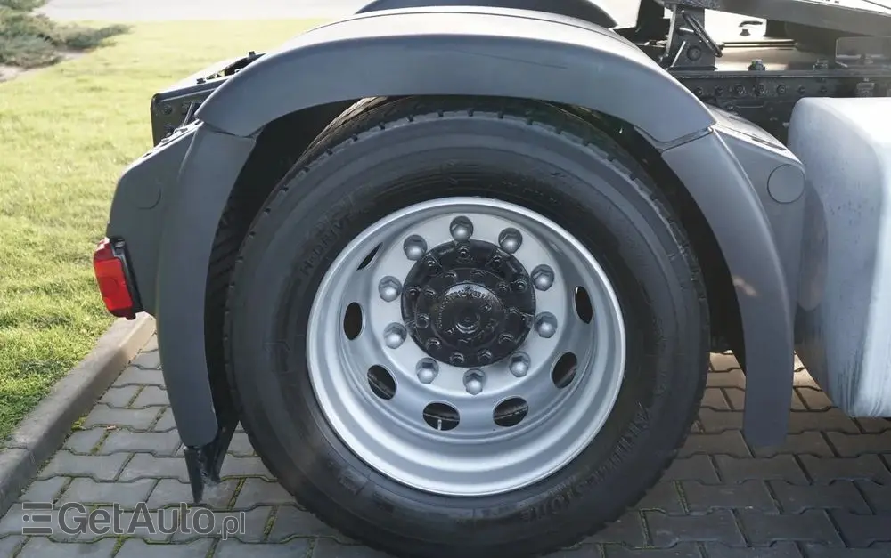 MAN TGX 18.470 / LOW DECK / MEGA / REGULOWANE SIODŁO / 2020 ROK / NAVI 