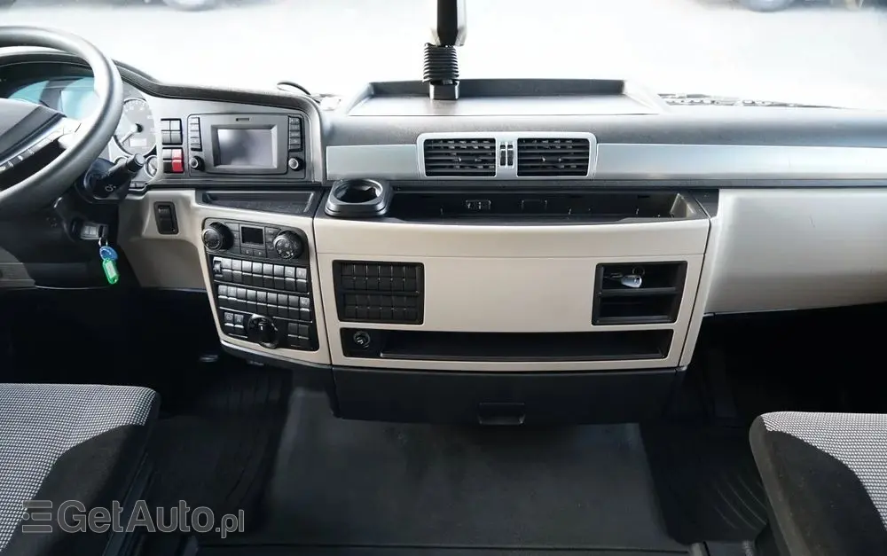 MAN TGX 18.470 / LOW DECK / MEGA / REGULOWANE SIODŁO / 2020 ROK / NAVI 