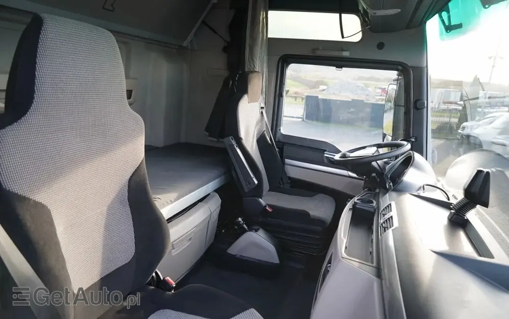 MAN TGX 18.470 / LOW DECK / MEGA / REGULOWANE SIODŁO / 2020 ROK / NAVI 