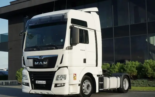MAN TGX 18.470 / LOW DECK / MEGA / REGULOWANE SIODŁO / 2020 ROK / NAVI 