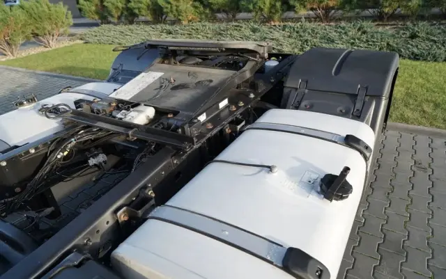 MAN TGX 18.470 / LOW DECK / MEGA / REGULOWANE SIODŁO / 2020 ROK / NAVI 