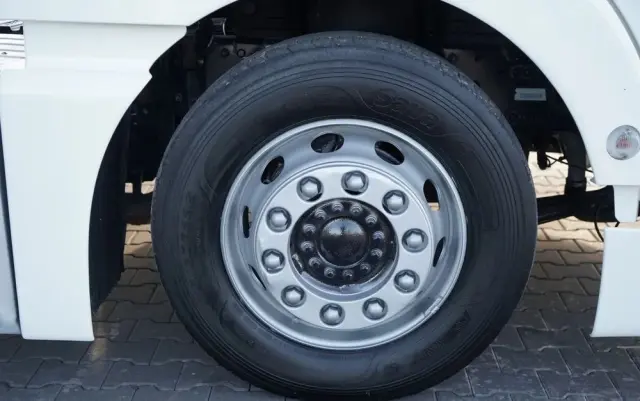 MAN TGX 18.470 / LOW DECK / MEGA / REGULOWANE SIODŁO / 2020 ROK / NAVI 