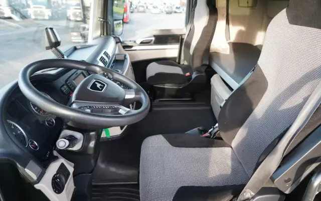 MAN TGX 18.470 / LOW DECK / MEGA / REGULOWANE SIODŁO / 2020 ROK / NAVI 