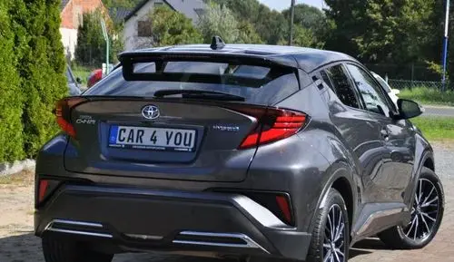 TOYOTA C-HR 