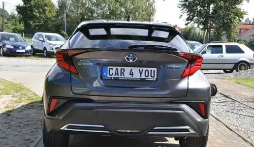 TOYOTA C-HR 