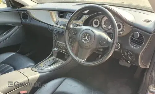 MERCEDES-BENZ CLS 