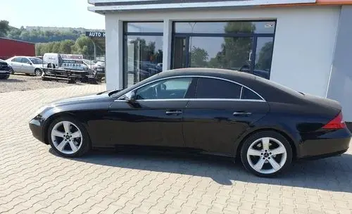MERCEDES-BENZ CLS 