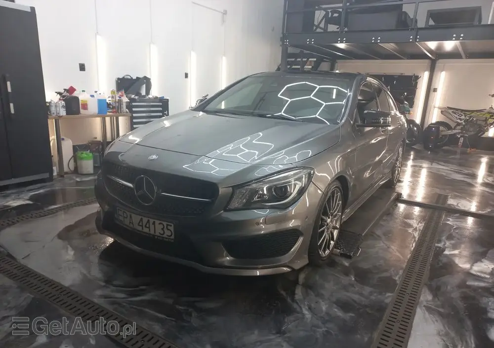 MERCEDES-BENZ CLA 220 (CDI) d 7G-DCT AMG Line
