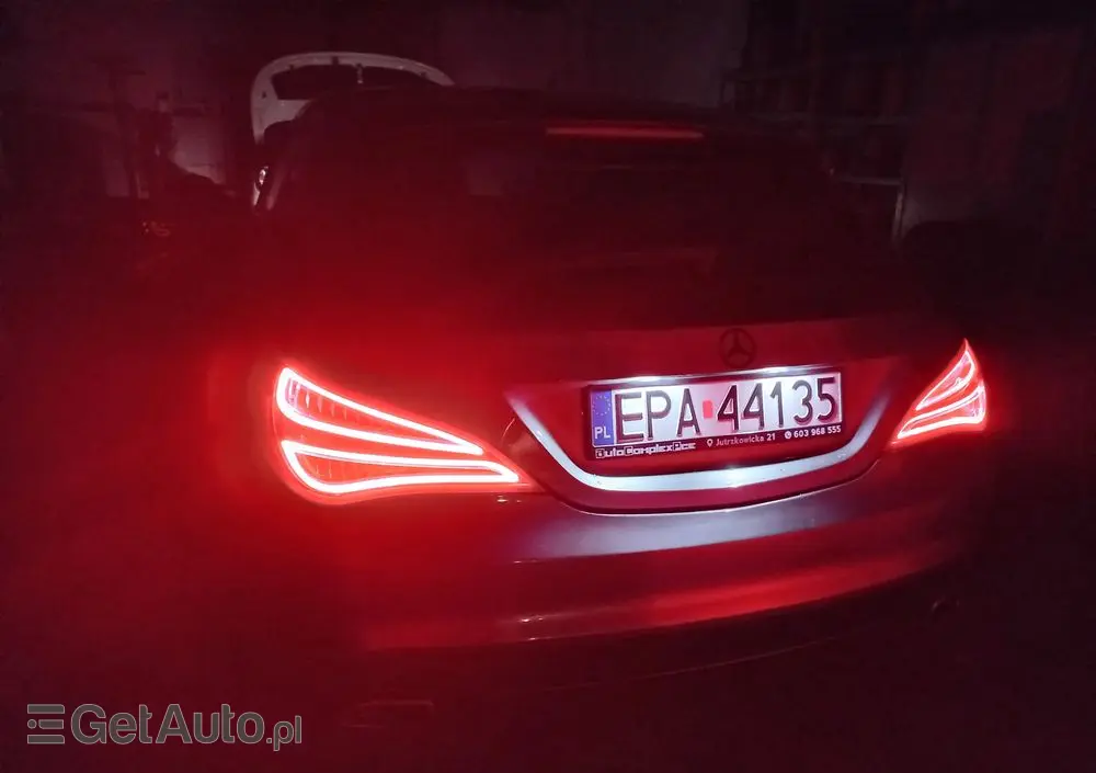 MERCEDES-BENZ CLA 220 (CDI) d 7G-DCT AMG Line
