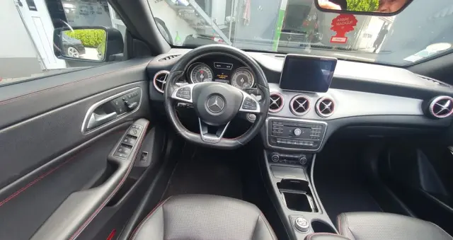 MERCEDES-BENZ CLA 220 (CDI) d 7G-DCT AMG Line