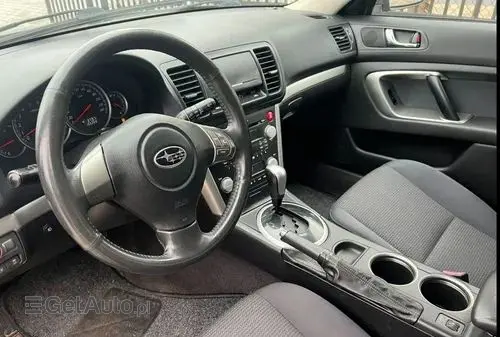 SUBARU Outback 