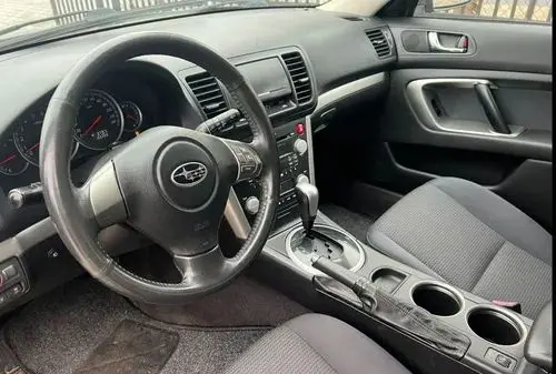 SUBARU Outback 