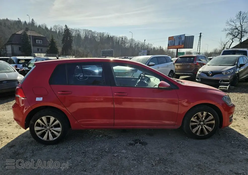 VOLKSWAGEN Golf 1.6 TDI BlueMotion Technology DSG Comfortline
