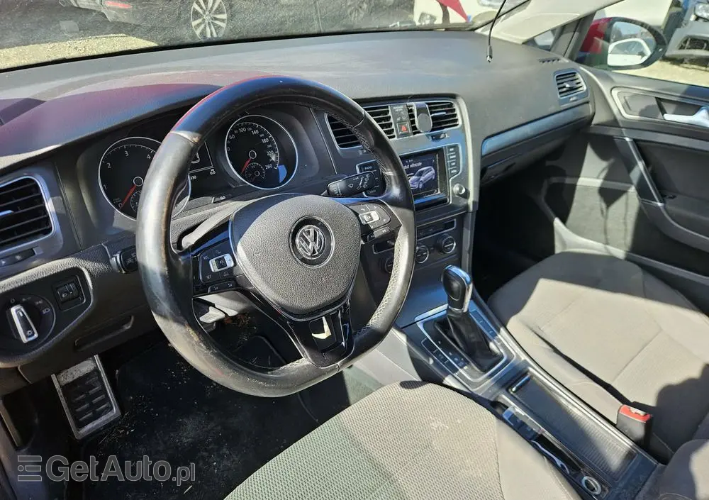 VOLKSWAGEN Golf 1.6 TDI BlueMotion Technology DSG Comfortline