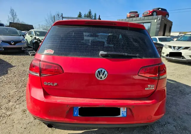 VOLKSWAGEN Golf 1.6 TDI BlueMotion Technology DSG Comfortline