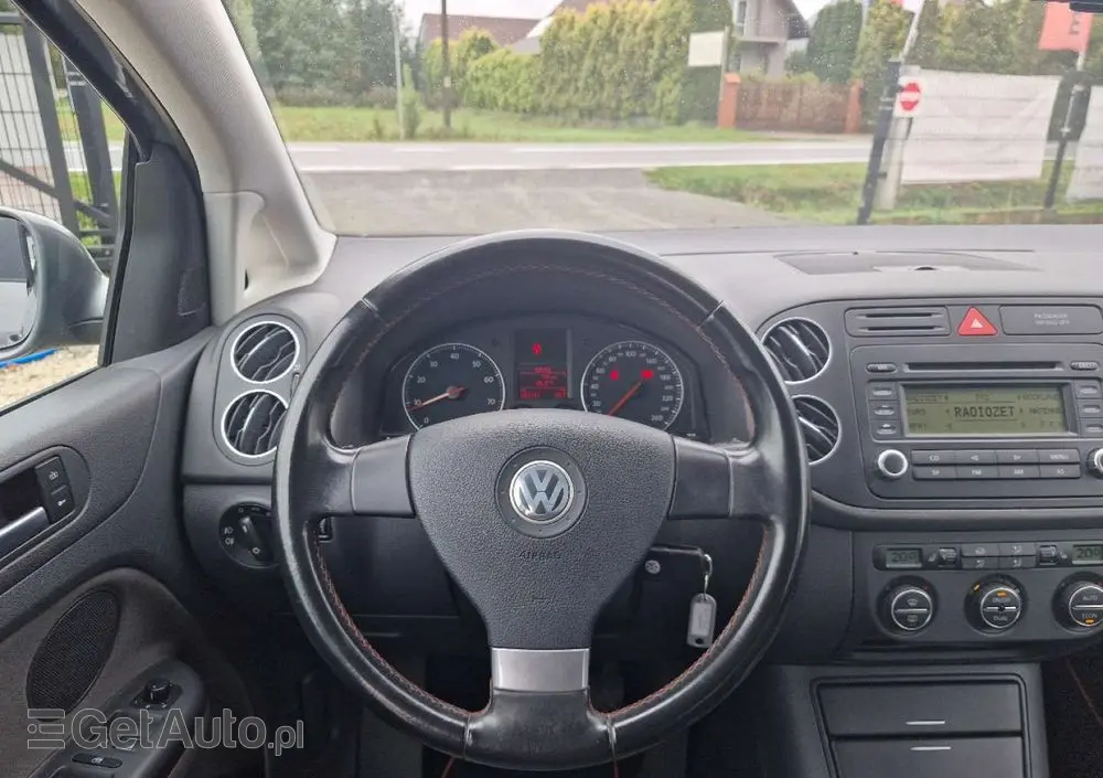 VOLKSWAGEN Golf Plus 