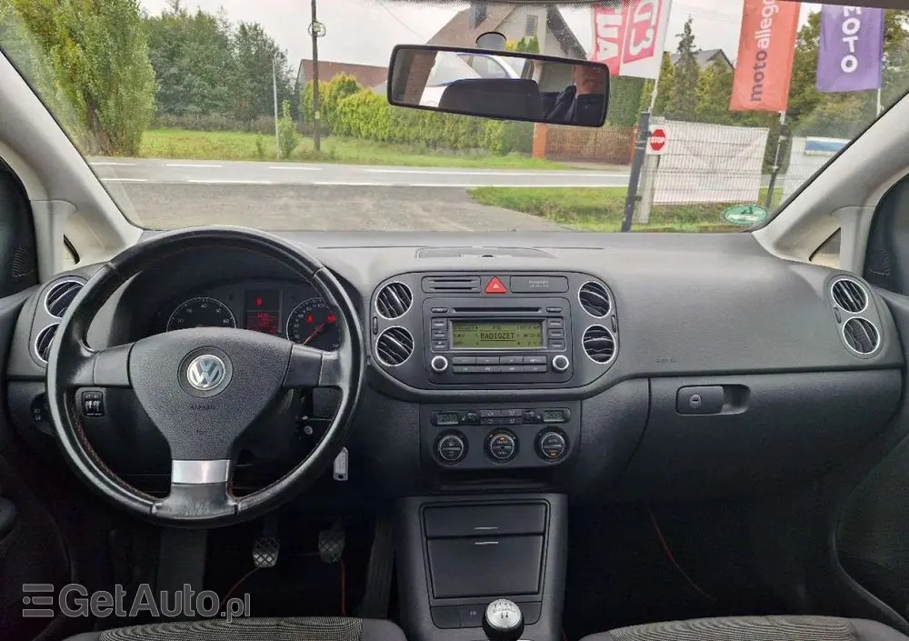VOLKSWAGEN Golf Plus 