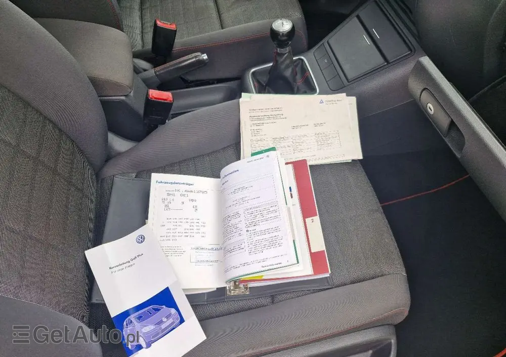 VOLKSWAGEN Golf Plus 