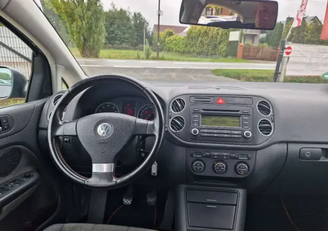 VOLKSWAGEN Golf Plus 
