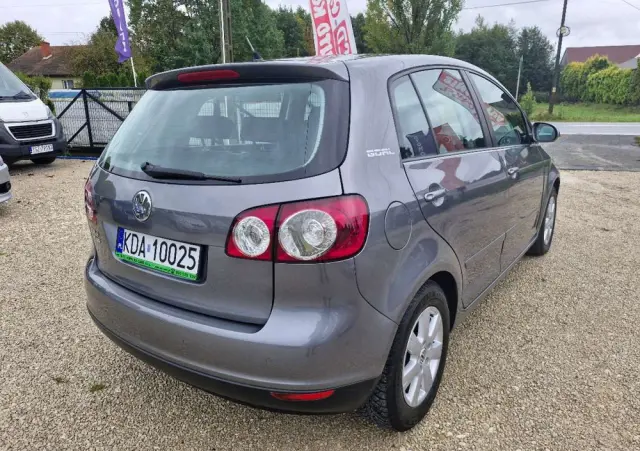 VOLKSWAGEN Golf Plus 