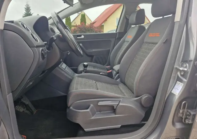 VOLKSWAGEN Golf Plus 