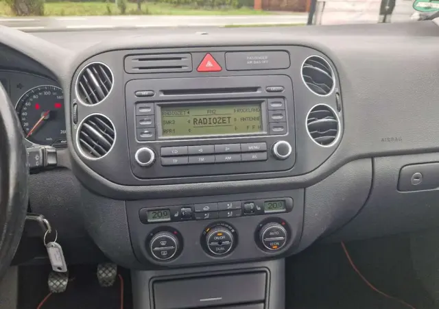 VOLKSWAGEN Golf Plus 