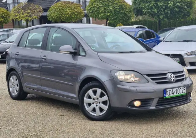 VOLKSWAGEN Golf Plus 
