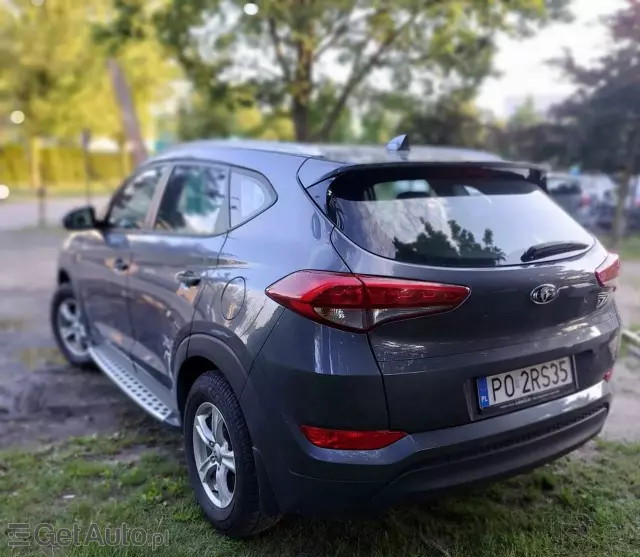 HYUNDAI Tucson 