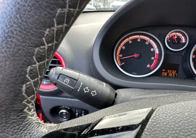 OPEL Corsa 1.4 Selection