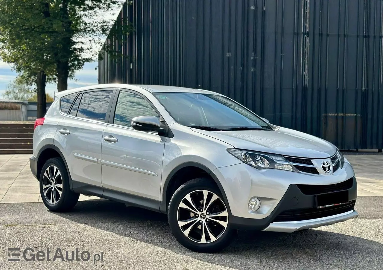 TOYOTA RAV4 