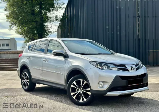 TOYOTA RAV4 