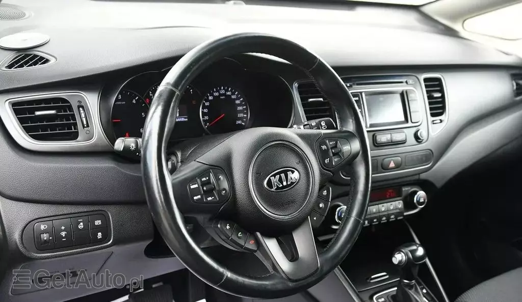 KIA Carens 