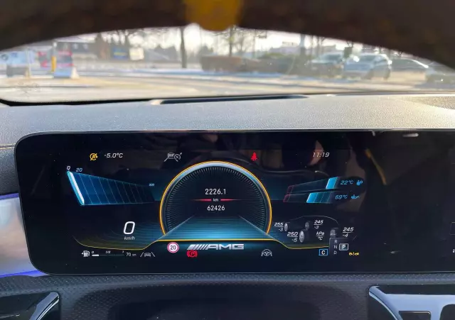 MERCEDES-BENZ Klasa A 45 S AMG 4-Matic 8G-DCT