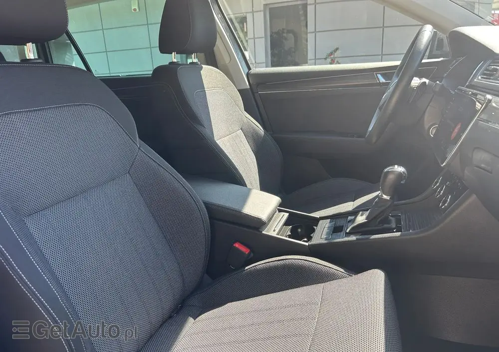 SKODA Superb 2.0 TSI DSG Style