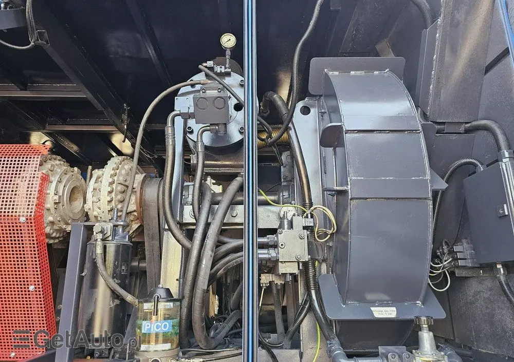 IVECO MTS 4 x turbina odkurzacz koparka ssąca substancje sypkie 