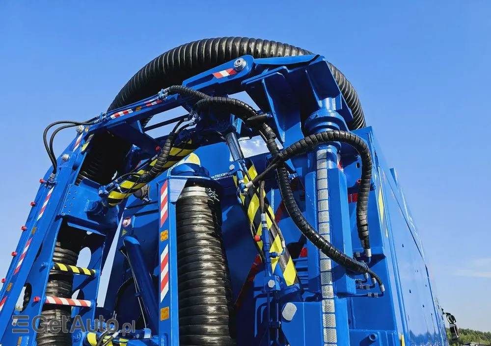 IVECO MTS 4 x turbina odkurzacz koparka ssąca substancje sypkie 