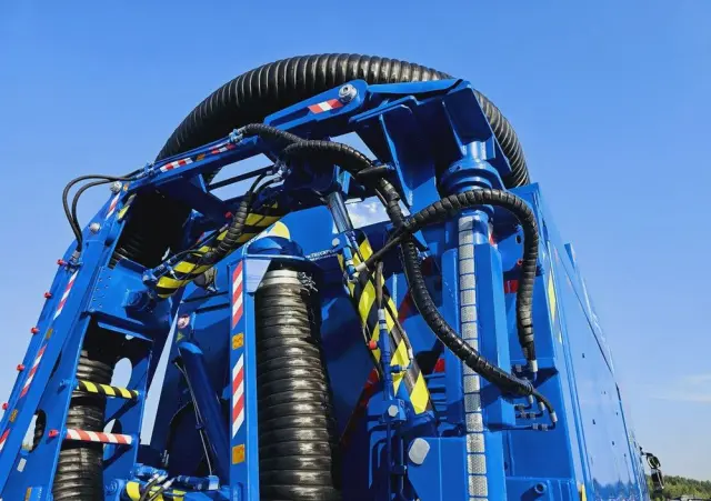 IVECO MTS 4 x turbina odkurzacz koparka ssąca substancje sypkie 