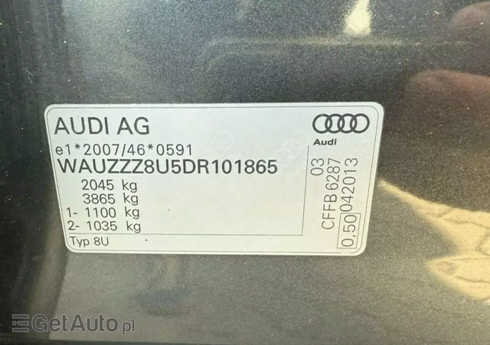AUDI Q3 