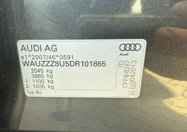 AUDI Q3 
