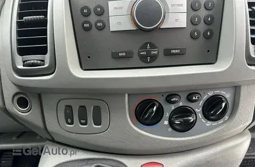 OPEL Vivaro 