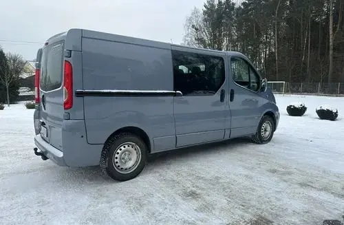 OPEL Vivaro 