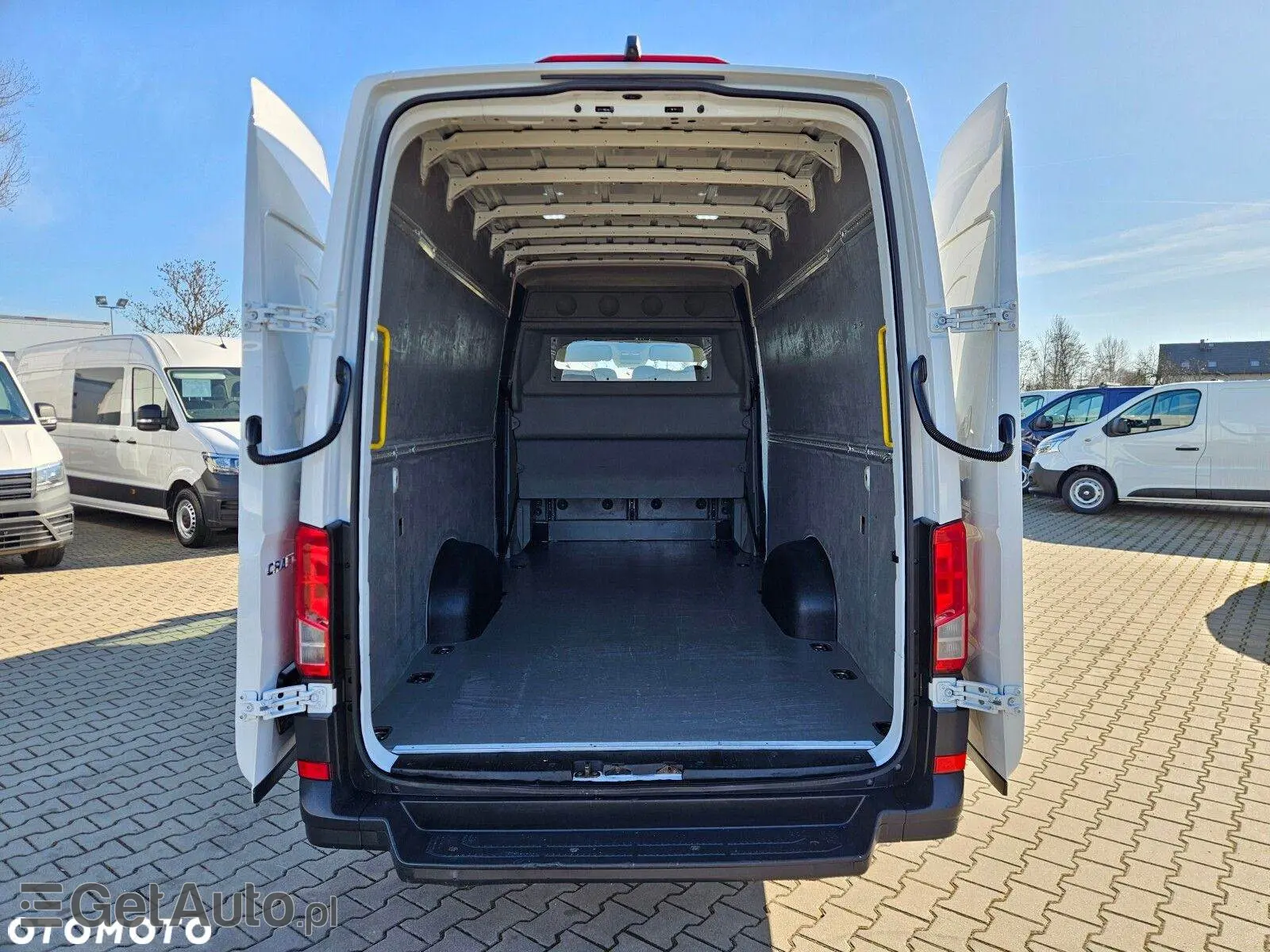 VOLKSWAGEN Crafter L