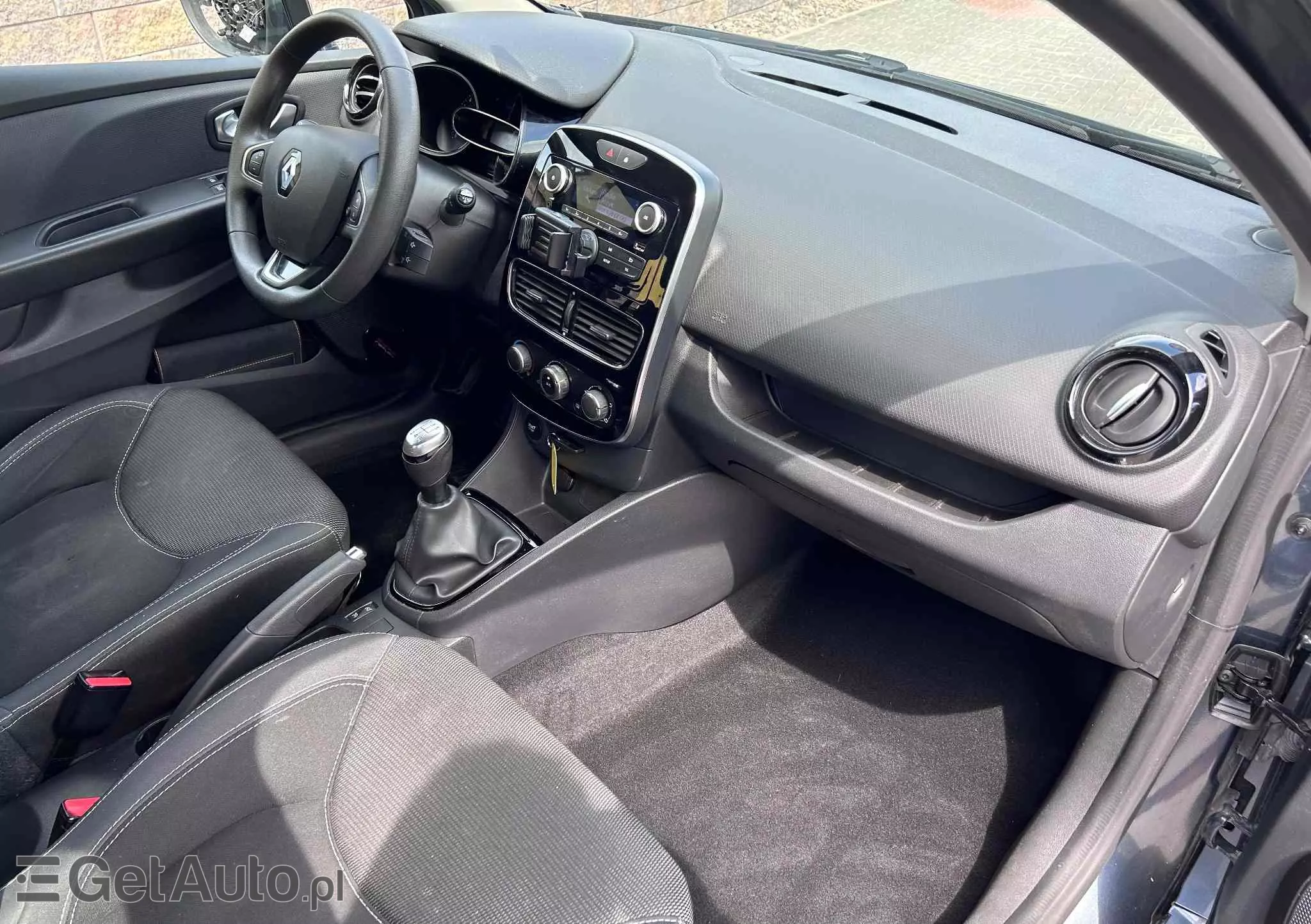 RENAULT Clio 0.9 Energy TCe Intens