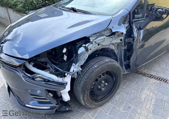 RENAULT Clio 0.9 Energy TCe Intens