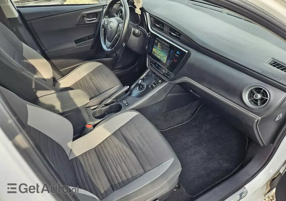 TOYOTA Auris 1.8 VVT-i Hybrid Automatik Executive