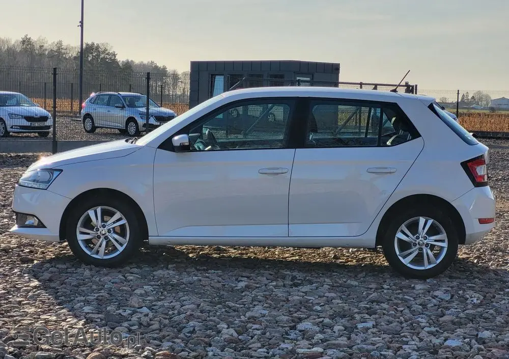SKODA Fabia 1.0 Ambition
