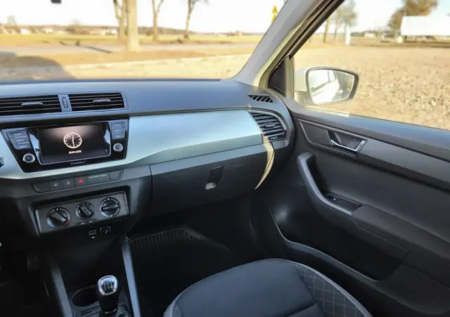 SKODA Fabia 1.0 Ambition