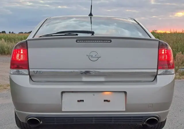 OPEL Vectra 3.2 V6 GTS